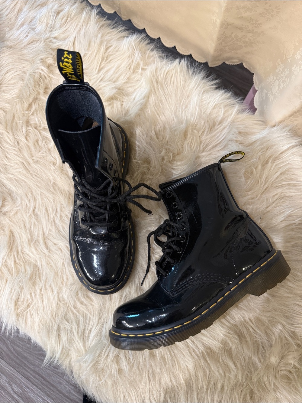 Dr. Martens Black Patent Leather 8-Eye Lace-Up Combat Boots size 7